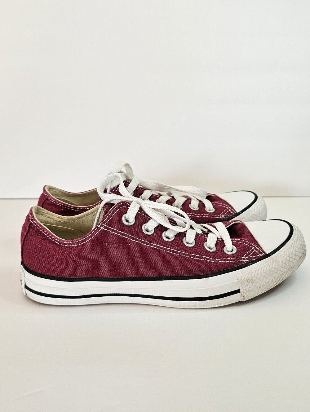 Converse All Star Low Top Chuck Taylor Burgundy Sz 7 Streetwear Casual Sneakers - Picture 4 of 10